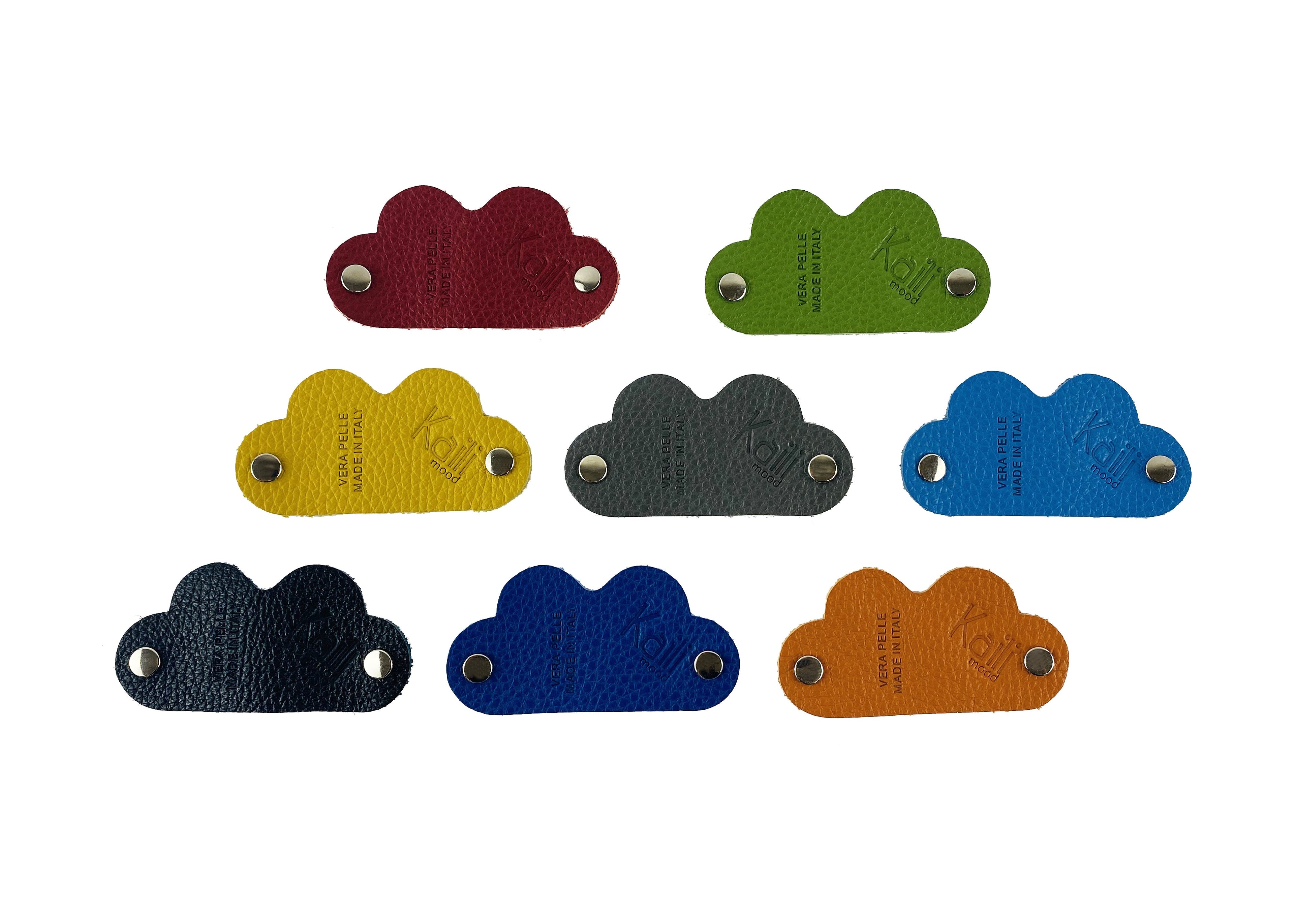 K0039FB | Heart Winder Made in Italy Genuine Full Grain Leather, Dollar Grain - Grey Color - Size: 5 x 8 x 0.5 cm - Package: Hard Bottom/Lid Gift Box